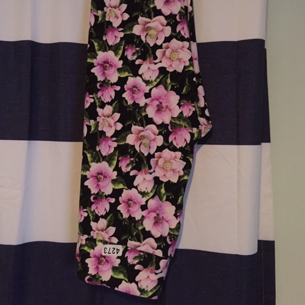 Lu Laroe leggings